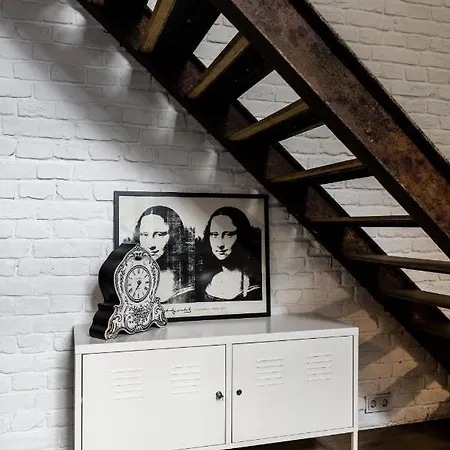 Apartment One Of A Kind, Super With Patio *