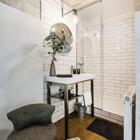 Apartman One Of A Kind, Super With Patio